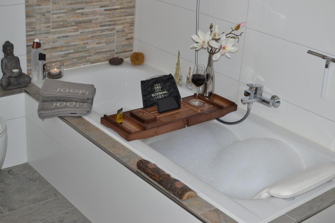 5 Sterne Apartment Auszeit Wilhelmsdorf エクステリア 写真